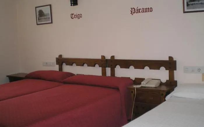 Hotel Tierra De Campos